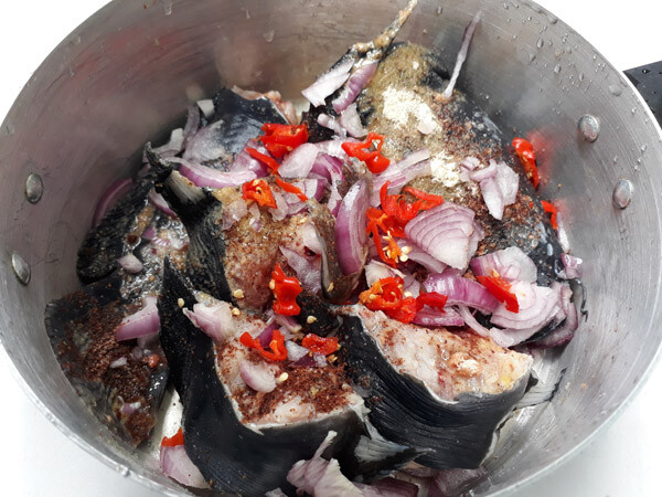 cooking catfish peppersoup