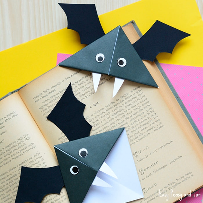 Cute DIY Bat Corner Bookmarks