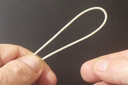 Simple Loop Knot - step 1