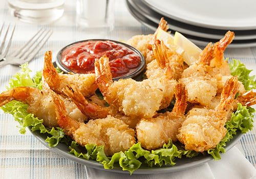 Fried shrimp with cocktail sauce